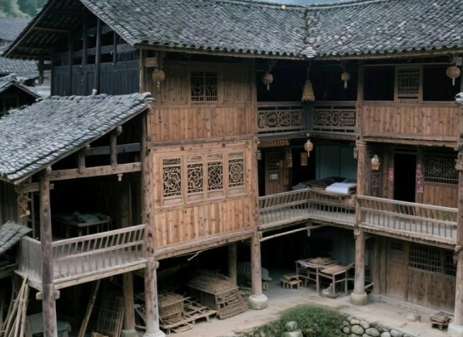 架空防潮构造